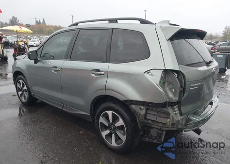 2017 Subaru Forester 2.5I Premium из США, поврежденный, VIN JF2SJAEC6HH510155